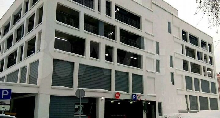 Машиноместо, 18 м²