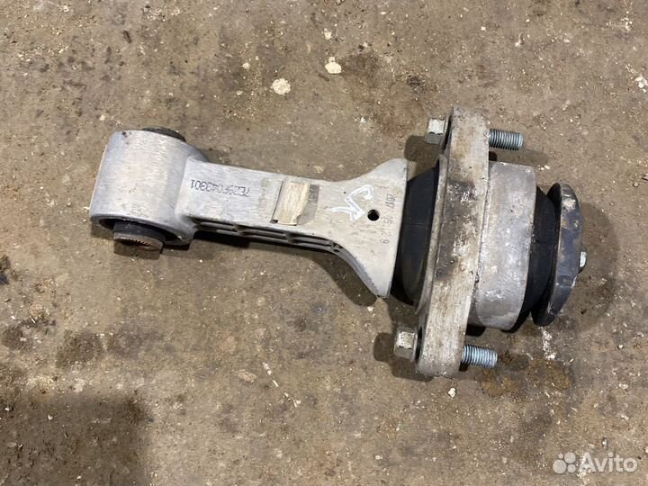 Подушка двигателя Hyundai Creta