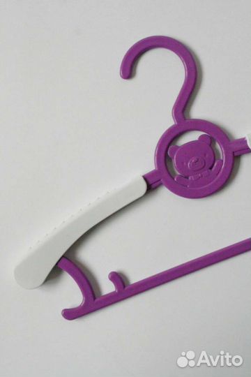 Вешалка для детской одежды