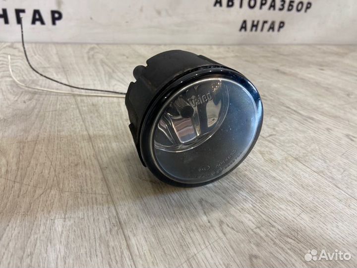 Фара противотуманная передняя Nissan Note E11