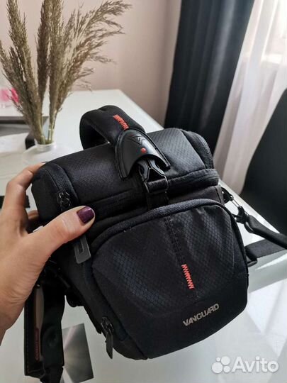 Зеркальный фотоаппарат canon EOS D600