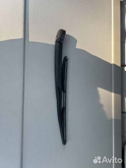 Задний дворник rx330