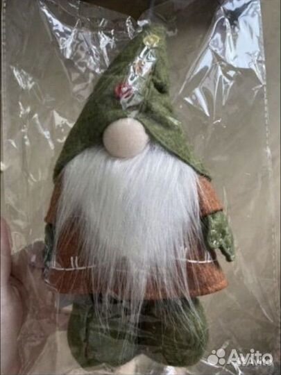 Гном Greenly в зеленом колпаке Faberlic