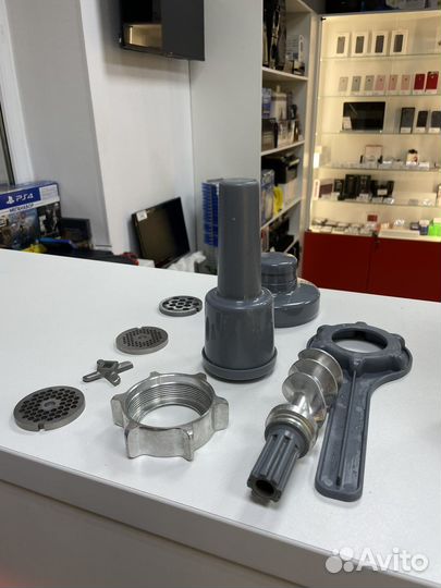 Электрическая Мясорубка Kenwood