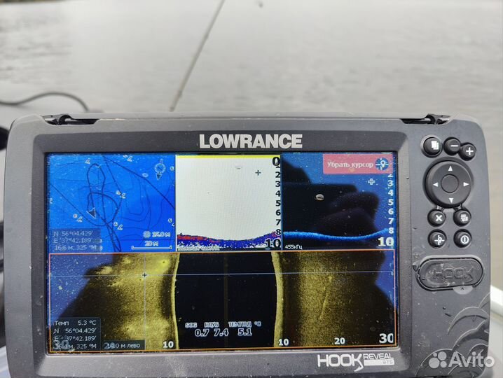 Lowrance Hook Reveal 9 TripleShot