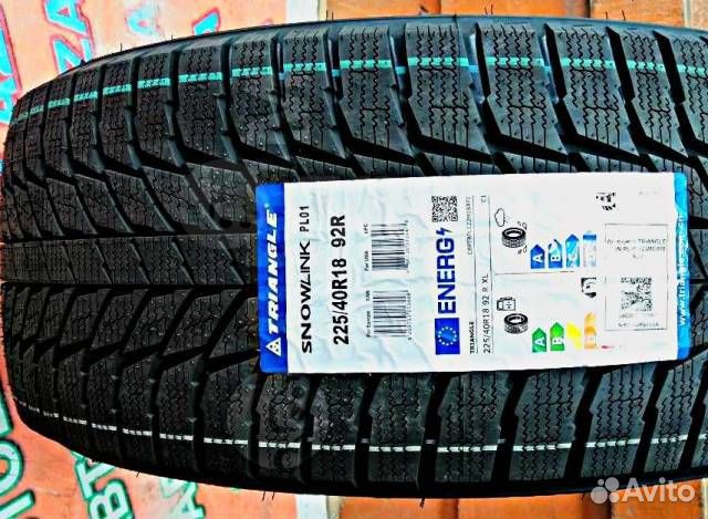 Triangle PL01 225/40 R18 92R