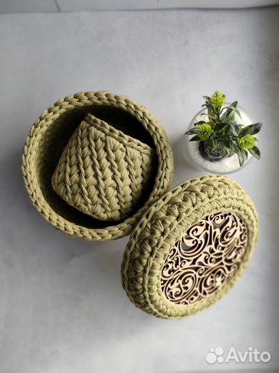 Набор вязаных корзин