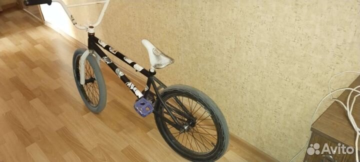 Трюковой велосипед bmx