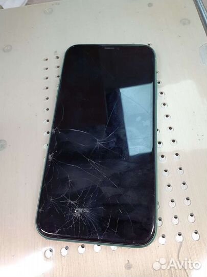 Стекло + Замена iPhone 11 Pro / 11 Pro Max и т.д