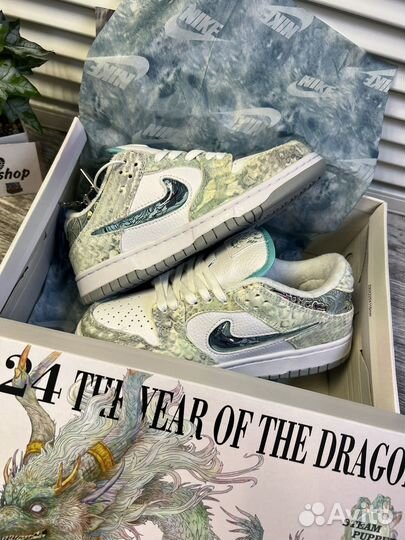 Кроссовки Nike Dunk Low China New Year 2024