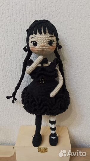Кукла Уэнсдей Wednesday ручной работы вязаная