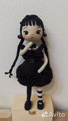 Кукла Уэнсдей Wednesday ручной работы вязаная