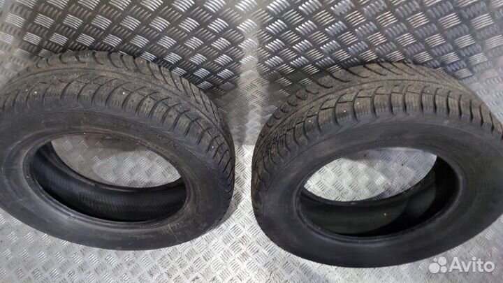 Gislaved Nord Frost 5 215/65 R16 102T