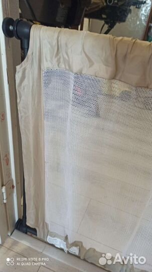 Детский защитный барьер caretero