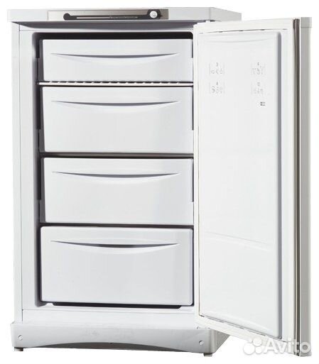 Морозильник Indesit SFR 100