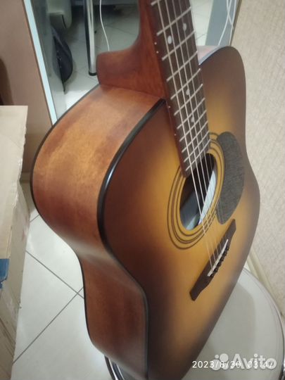 Cort AD-810 SSB. Много других гитар в профиле