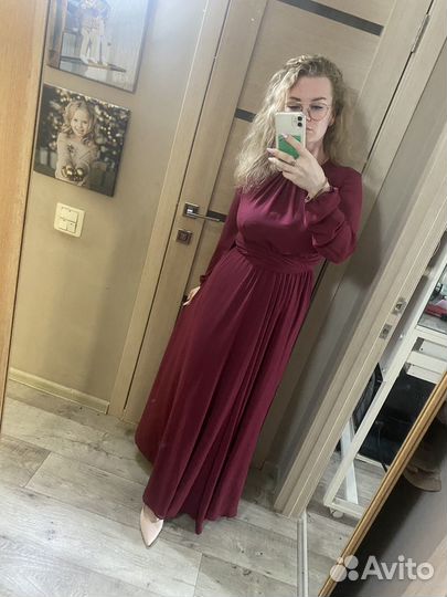 Платье вечернее