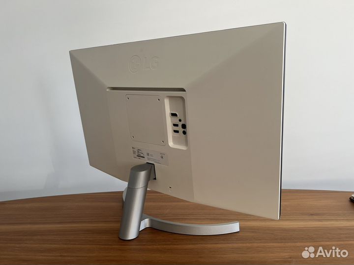 LG UHD Monitor 4k 27UL500