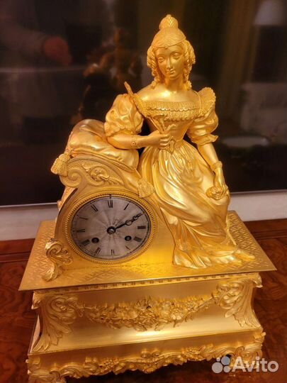 Каминные часы бронза