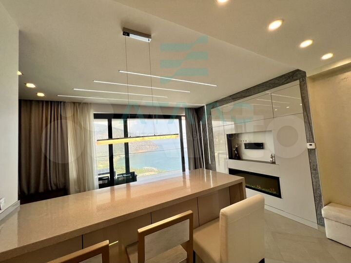 2-к. квартира, 100,3 м², 8/12 эт.