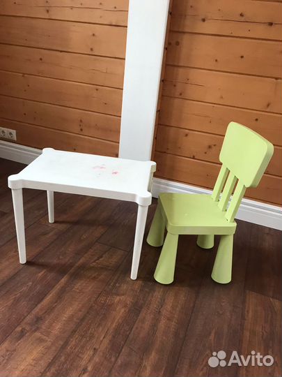 Детский стол и стул IKEA