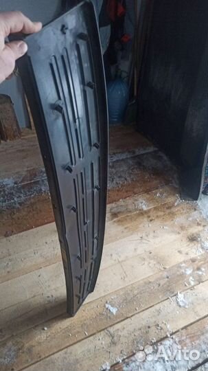 Накладка на задний бампер Ford Explorer IV