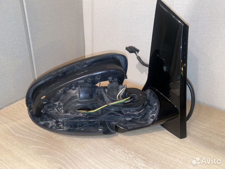 Корпус зеркала правый 1335288