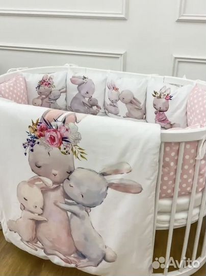 Белье постельное и бортики в кроватку