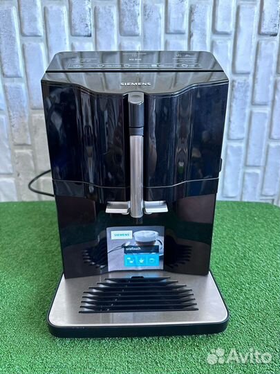 Кофемашина Siemens EQ.300 TI35A209RW