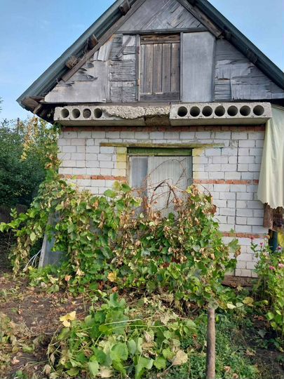 Дача 23 м² на участке 6 сот.