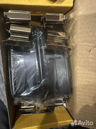 Колодки задние Volkswagen Passat cc 2010