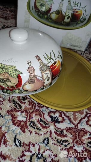 Блюдо для блинов с крышкой