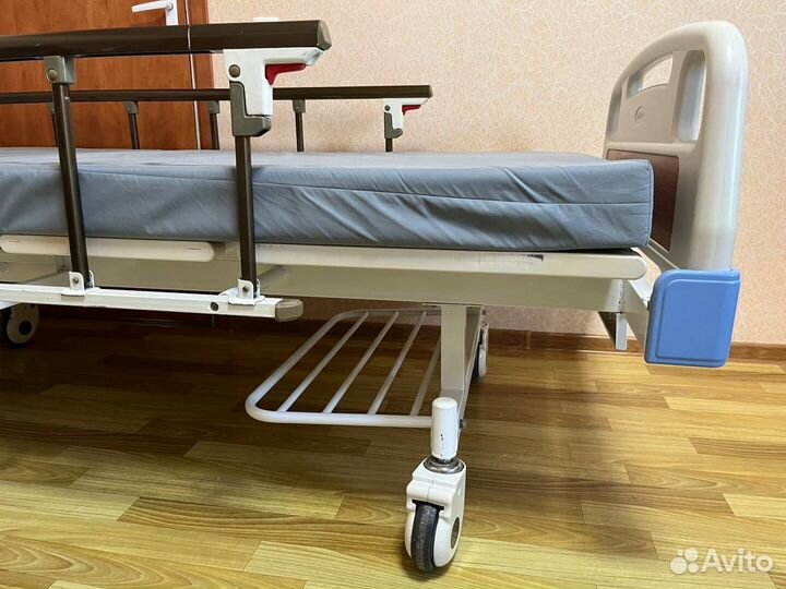 Функциональная медицинская кровать для лежачих б/у