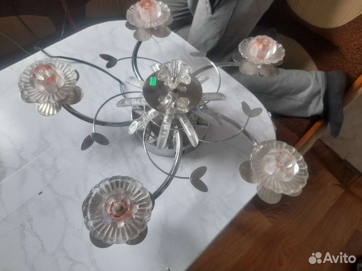 Люстра потолочная