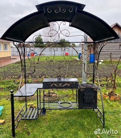 Мангал с крышей и печкой под казан