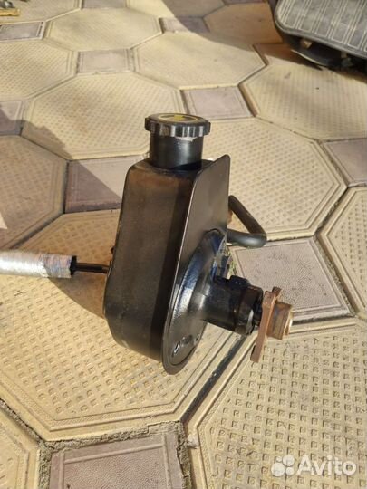 Насос гур renault