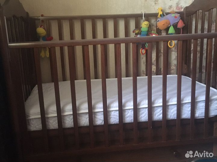 Кроватка детская