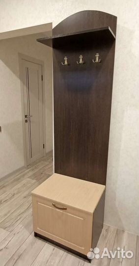 Вешалка в прихожую