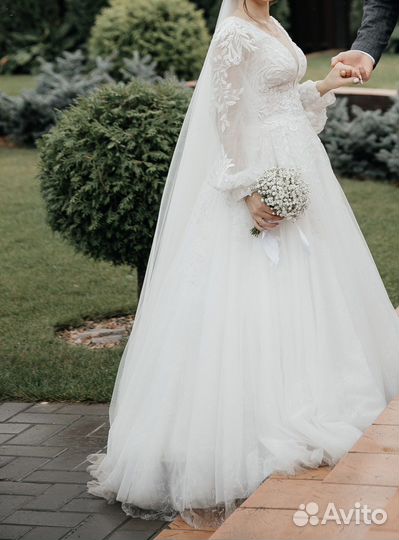 Свадебное платье