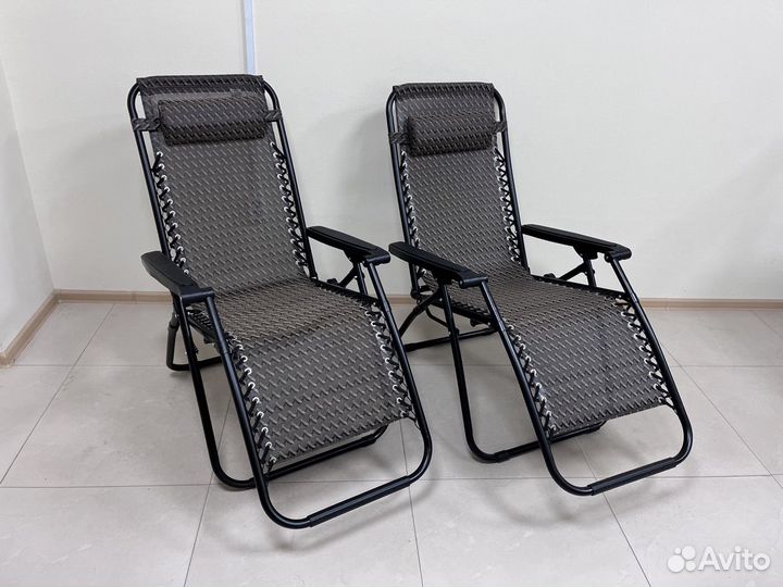 2 складных кресла-шезлонга для отдыха