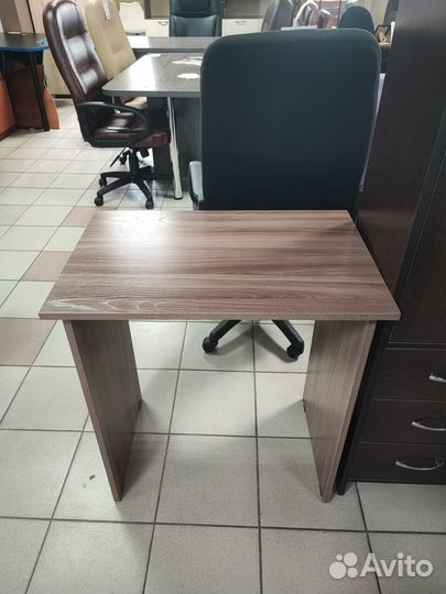 Стол письменный компьютерный