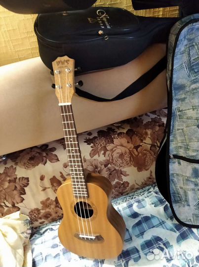 Укулеле тенор со звукоснимателем 24