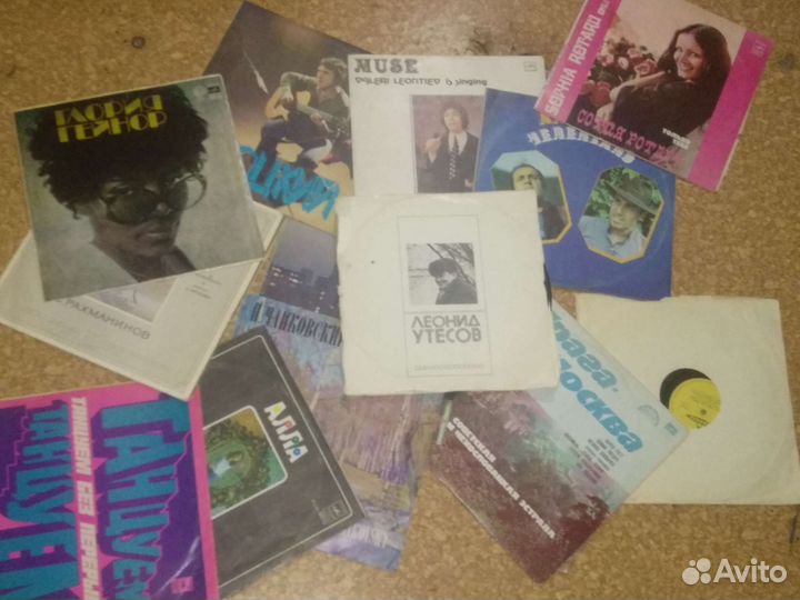 Виниловые пластинки в хорошем состоянии