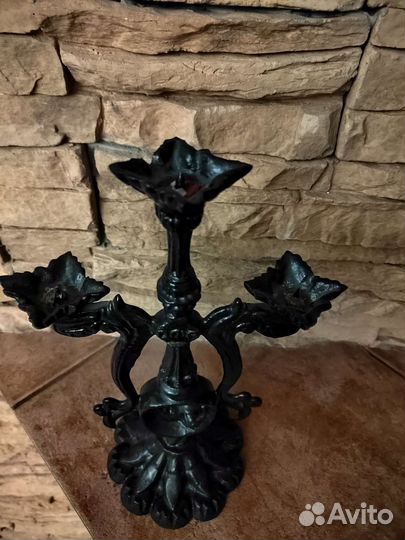 Подсвечник чугун