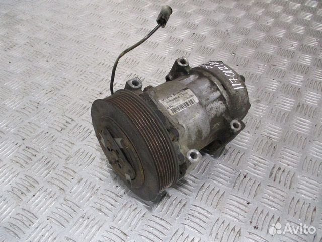 Компрессор кондиционера renault 5010605063