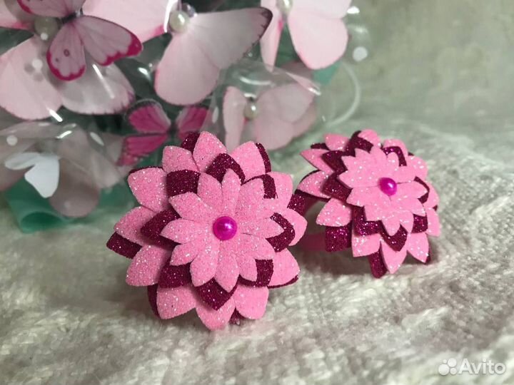 Заколка и резиночки ручной работы