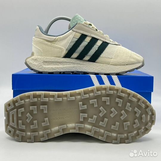 Кроссовки женские Adidas Retropy E5 белые