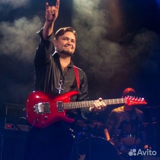 Преподаватель по гитаре