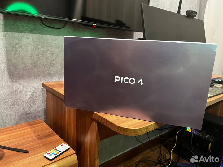 Шлем виртуальной реальности pico 4 (256gb global)