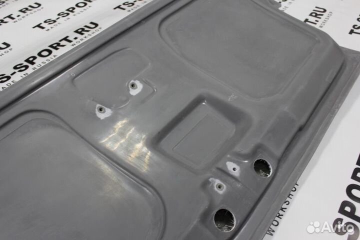 Крышка багажника Нива 21213 стекловолокно